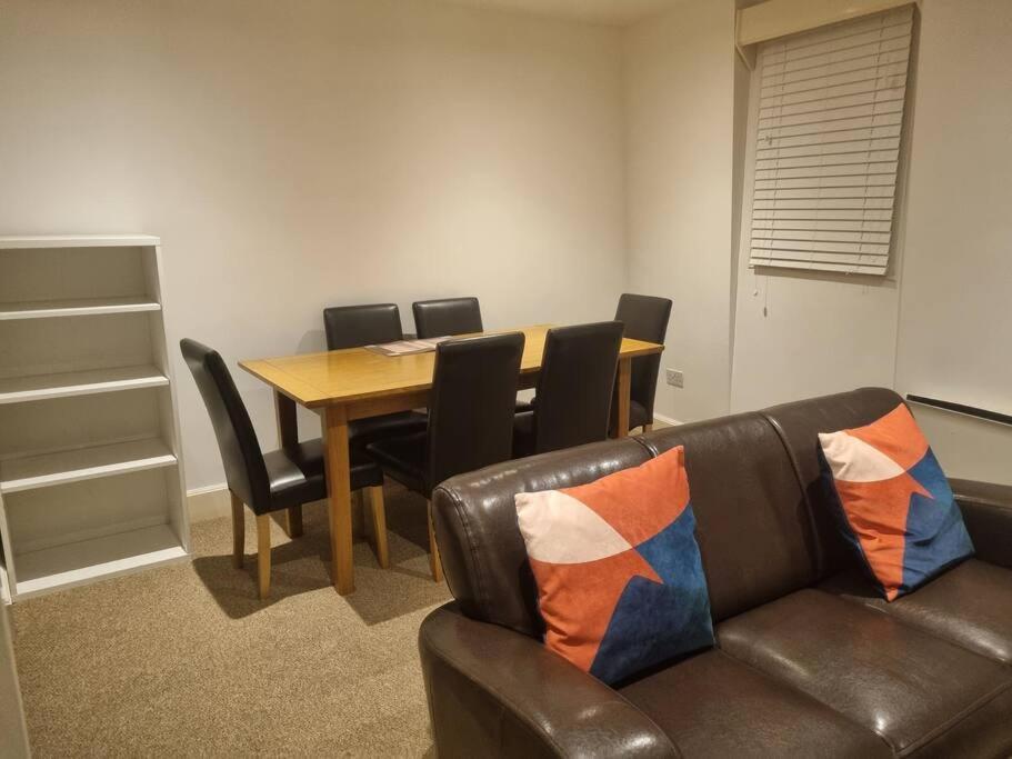 Superb 2Bed/2Bath Flat Waterloo London Leilighet Eksteriør bilde